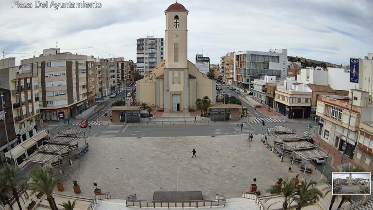 Webcam Guardamar Del Segura (Alicante) – Plaza del Ayuntamiento